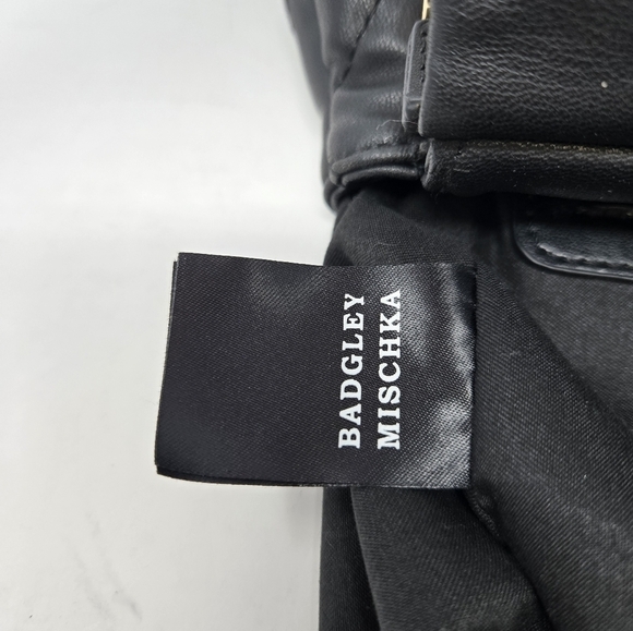 BADGLEY MISCHKA BLACK QUILTED TOP HANDLE PURSE NWOT BLACK WALLET FAUX LEATHER - Picture 15 of 16